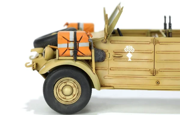 Meng VS015, 1/35 German Pkw.K1 Kübelwagen Type 82 (North Africa) Plastik Maketi - Görsel 8