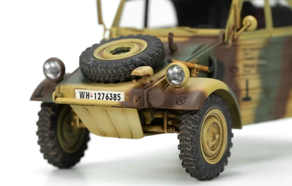 Meng VS016, 1/35 German Pkw.K1 Kübelwagen Type 82 Eastern Front Plastik Maketi - Görsel 4
