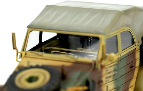 Meng VS016, 1/35 German Pkw.K1 Kübelwagen Type 82 Eastern Front Plastik Maketi - Görsel 7