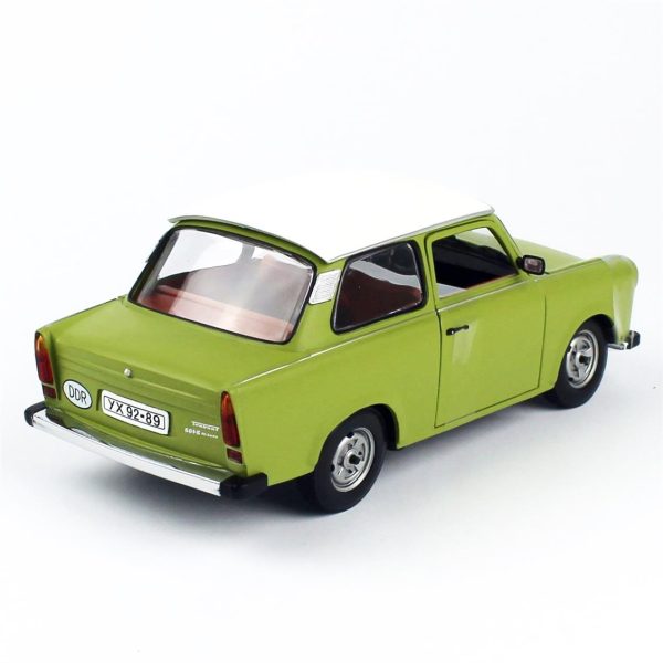 1/18 Trabant 601 Filizi Yeşil Diecast, Sunstar 4289 - Görsel 4