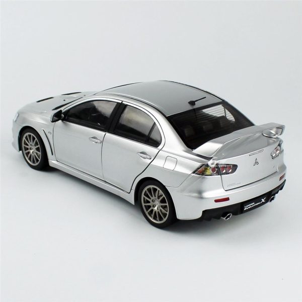 1/18 Mitsubishi Lancer Evolution X Gümüş Metalik Diecast, Sunstar 5821 - Görsel 3