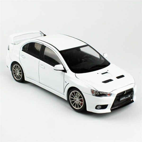 1/18 Mitsubishi Lancer Evolution X Beyaz Diecast