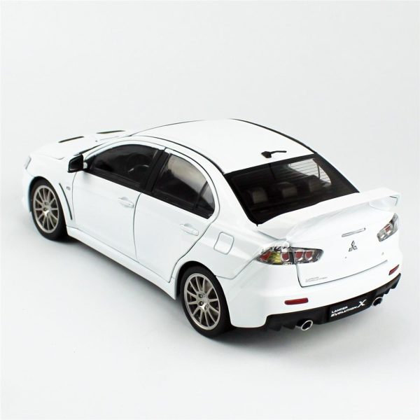 1/18 Mitsubishi Lancer Evolution X Beyaz Diecast, Sunstar 5824 - Görsel 3