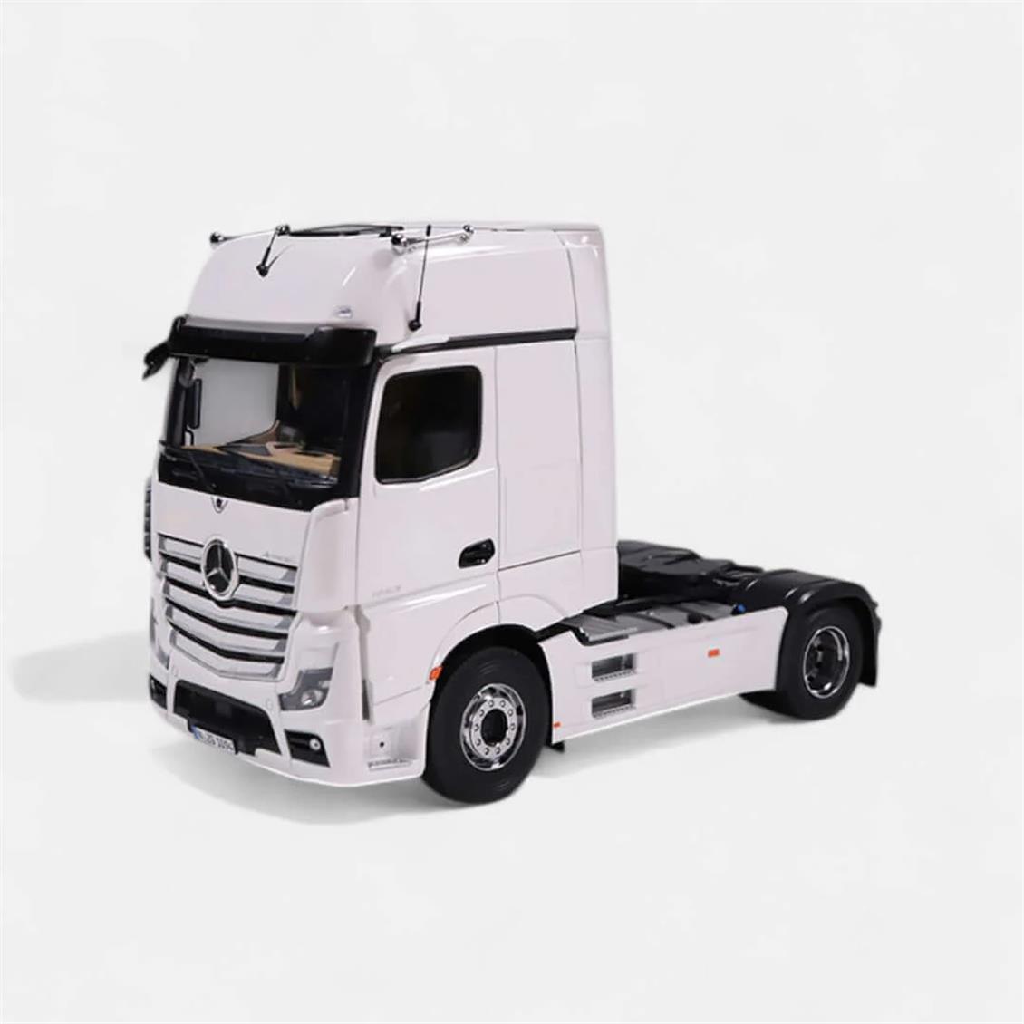 beyaz desenli Mercedes-Benz Actros diecast çekici