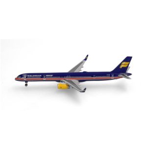 1/500 Icelandair Boeing 757-300 TF-ISX Metal Yolcu Uçağı Modeli