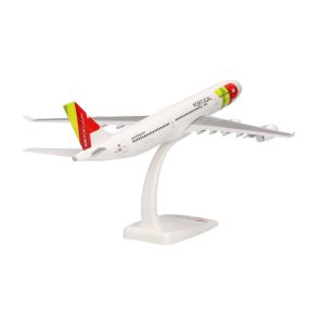 1/200 TAP Portekiz Airbus A340-300 Plastik Standlı Yolcu Uçağı Modeli