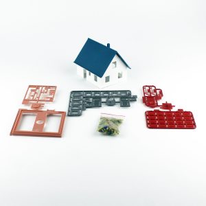 Faller 190515 1/87 Mavi Çatılı Müstakil Ev plastik maketi