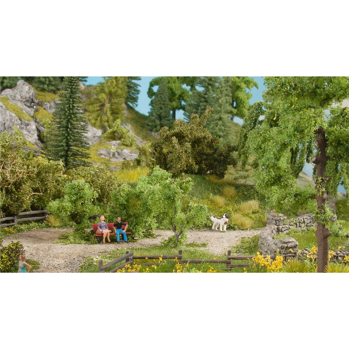 Noch 7257, 12x18 cm. Kırmızı Çiçekli Çayır Yeşili Yer Örtücü Folyaj Diorama Malzemesi - Görsel 6