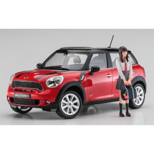 1/24 Mini Cooper S Countryman 4WD ve Kız Figürü plastik maketi