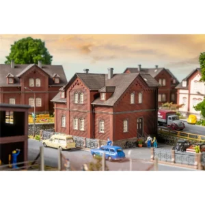 Faller 130753, 1/87 Bergmannsplatz 2 Geliştirme evi plastik maketi